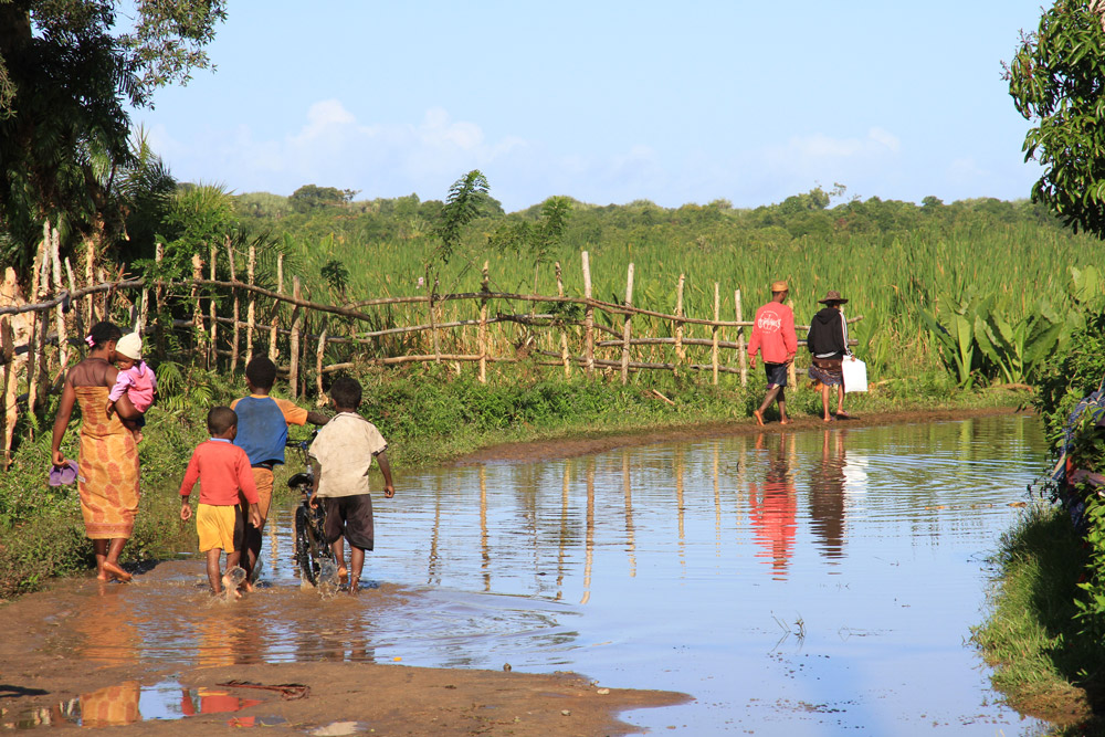 Madagaskar-dorf-ostküste